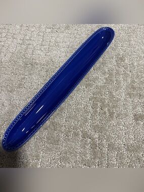 Style Eyes Baum Bros Olive Collection 16" Olives Dish Cobalt Blue Embossed Dot